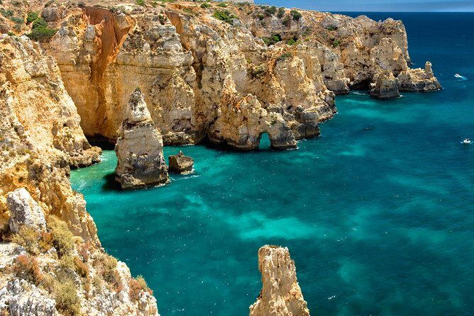 ALGARVE FROM THE SEA PORTIMÃO includes boat trip to Benagil caves AND LAGOS - Portimão Marina Time: A Smart Break Before the Big Views
