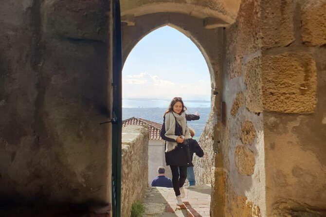 Arrábida, Palmela & Sesimbra–Wine, Tiles & Cristo Rei Experience - Praia da California: beach time with fisherman-village charm