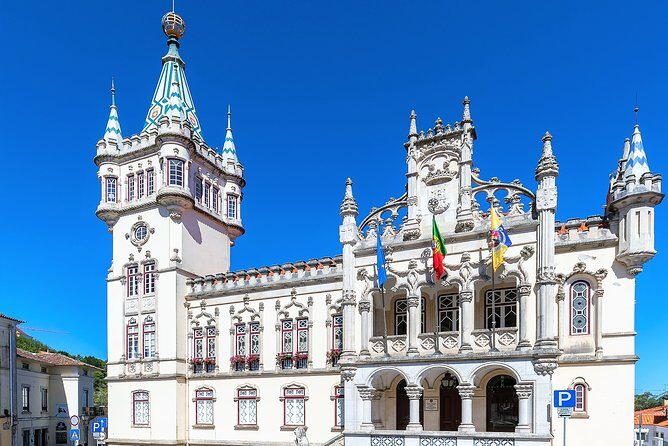 Discover SINTRA<code>s hidden gems on our walking tour – Igreja de São Martinho: A Gothic Church Stop That Actually Feels Different’ /><br />
Next up is the Igreja de São Martinho. You’ll spend about 10 minutes here, which might sound small until you realize it’s a “breather stop” inserted right when the walk could start to blur together.</p>
<p><p>This is an old Gothic church, and the value is in contrast. Sintra can swing quickly from palace romance to moody garden weirdness. A Gothic church stop brings structure back to the day. It also gives you a chance to slow down, look upward, and reset your eyes.</p>
</p>
<p><p>Even if you’re not a church person, this works because it’s short and specific. You’ll get the point, then move on.</p>
</p>
<h2 id="lawrences-hotel-and-a-small-romantic-waterfall-moment">Lawrence’s Hotel and a Small Romantic Waterfall Moment</h2>
<p><img width="668" height="446" decoding="async" src=