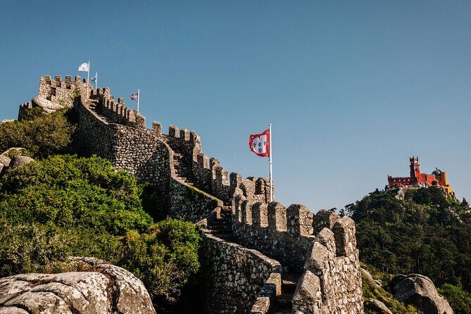 Drive yourself - Pena Palace, Moorish Castle, Quinta da Regaleira - Quinta da Regaleira: making room for a calmer pace