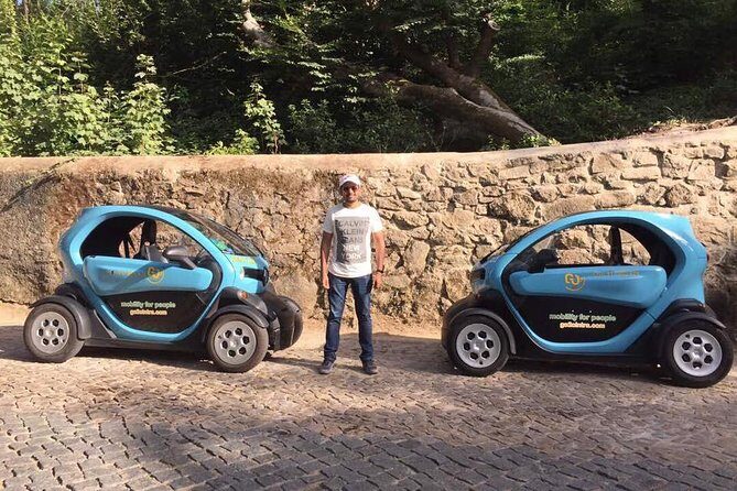 E-Car Self Guided Tour / Palacio da Pena / Regaleira / Monserrate - Routzz app, parking tips, and the smartphone power kit