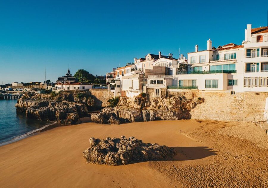 Exclusive tour by car - Sintra city and Cascais city - Comfort tips: shoes, IDs, and how to get picked up smoothly