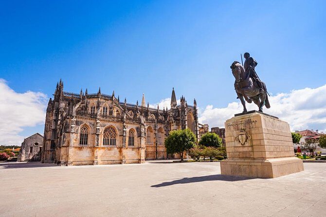 Fátima & Óbidos Private Tour (Includes Batalha & Nazaré) - Time Management: Why the 9-Hour Format Feels Less Exhausting