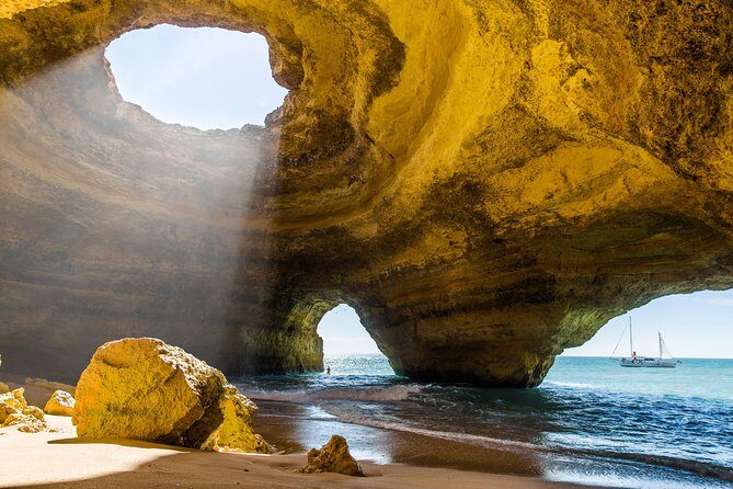 From Lisbon: Algarve Private Tour to Portimao, Lagos and Sagres - Ponta da Piedade Lighthouse: the coastline where time turns into photos