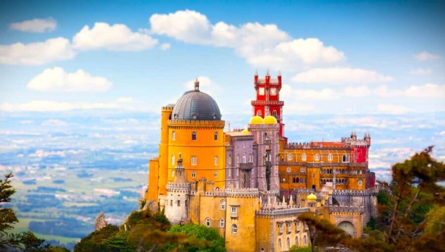 From Lisbon: Pena Palace, Regaleira, Sintra & Cascais Tour - Sintra’s center + Quinta da Regaleira free time (and why you shouldn’t rush)