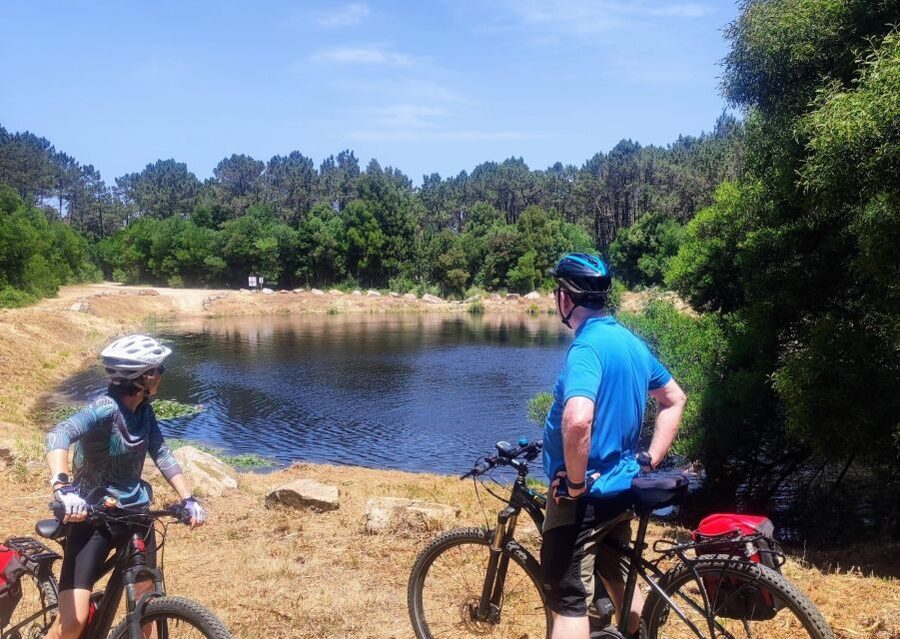 From Lisbon: Sintra and Cascais E-Bike Tour - Riding past Guincho beach and into Cascais for sea-air payoff