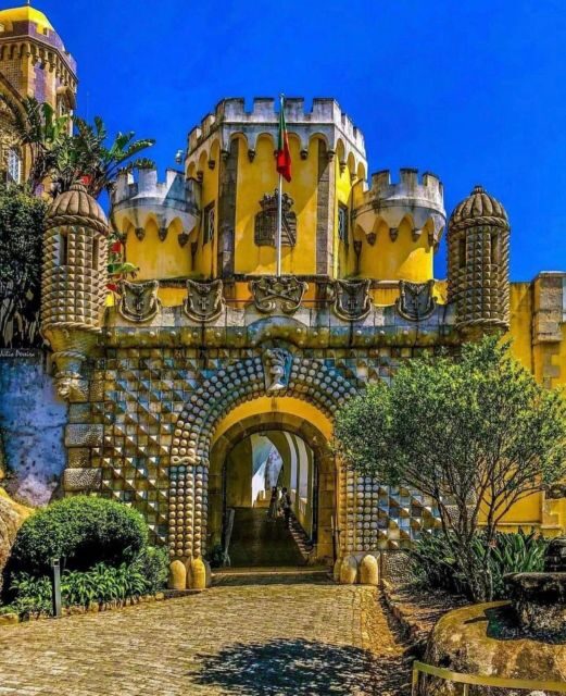 From Lisbon: Visit Queluz, Sintra, Cabo da Roca and Cascais - Queluz National Palace: Royal Splendor, Straightforward Touring