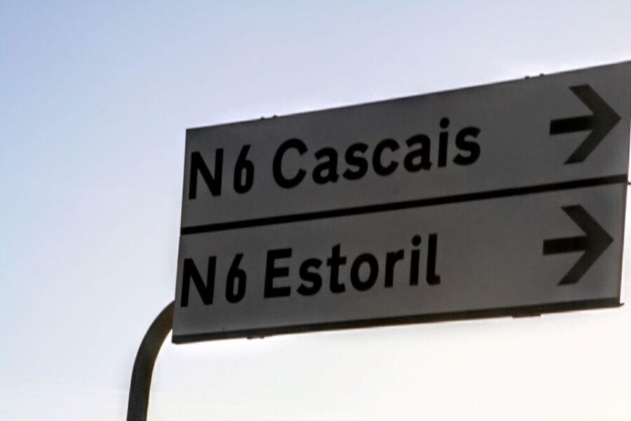 Full day-Away day from Lisbon to see Sintra and Cascais - Meeting at Praça da Figueira and how the private flow works