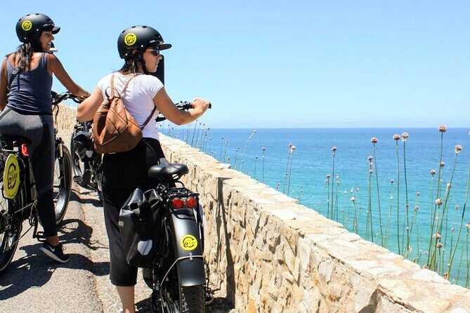 Half Day FatTire Ebike Rental in Sintra - The e-bike setup: why the included helmet and lock matter
