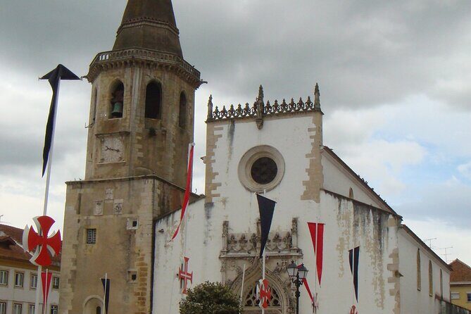 Knight Templar's order in Portugal - private tour - Tomar historic center: churches, streets, and an old bridge