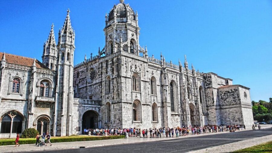 Lisbon: Sintra, Cascais, and Cabo da Roca , Lets Go Tours - Boca do Inferno: Sea Caves, Dolphin Chances, and the Coastal “Wow” Finish