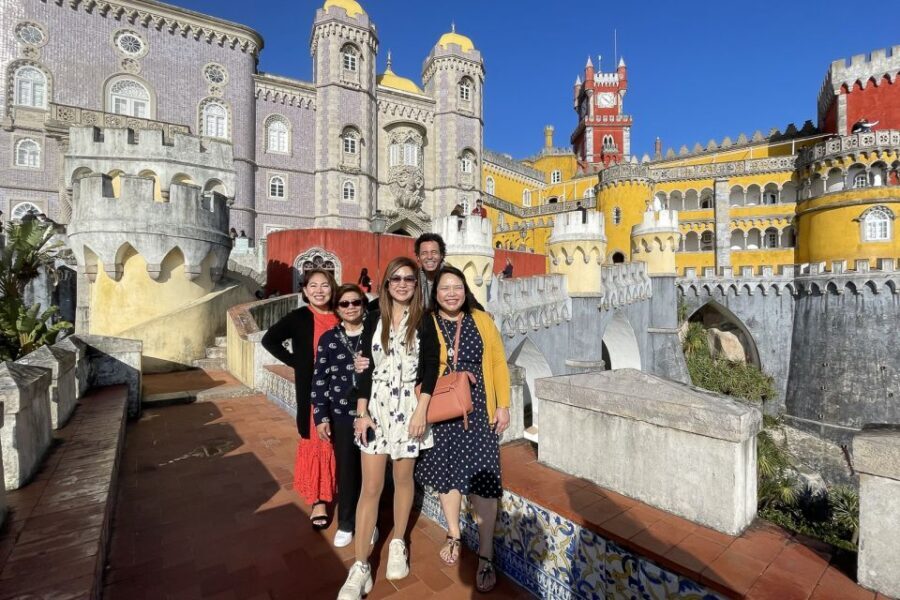Lisbon: Sintra, Cascais, & Estoril Guided Day Tour - Key moments to expect on this Lisbon-to-Coast tour