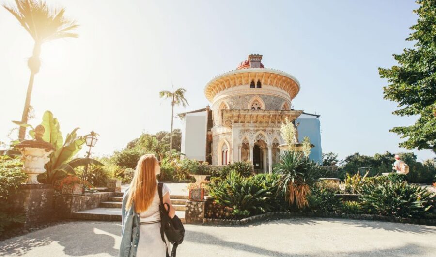 Lisbon: Sintra Half-Day Private Tour with Pena Palace - Cabo da Roca: Ocean Views in a Tight 20 Minutes