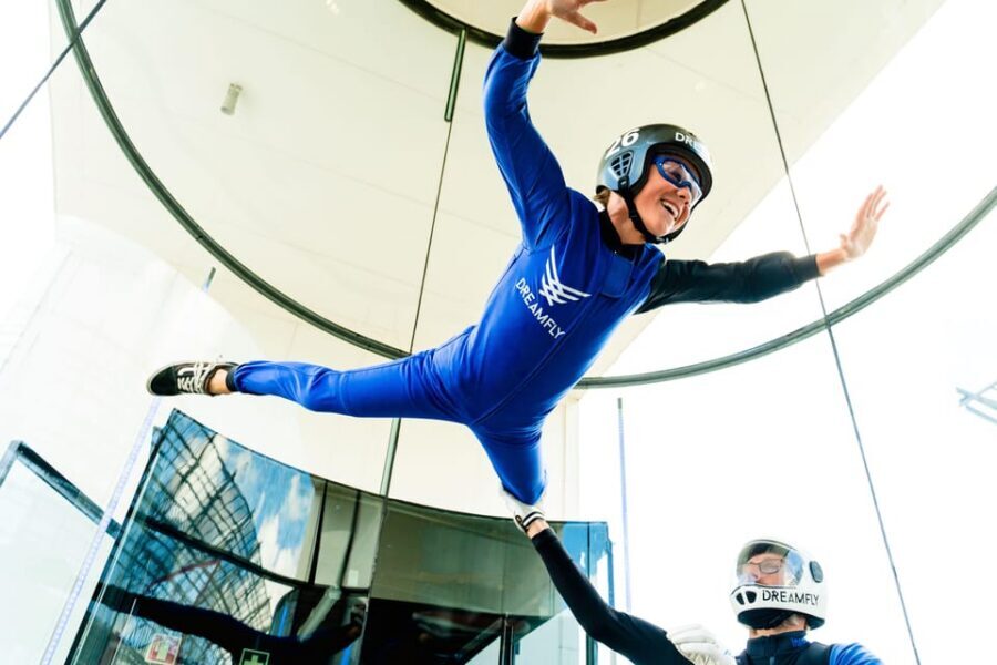 Lisbon/Sintra: Indoor Skydiving Experience - Gear, Comfort, and What to Wear in Lisbon