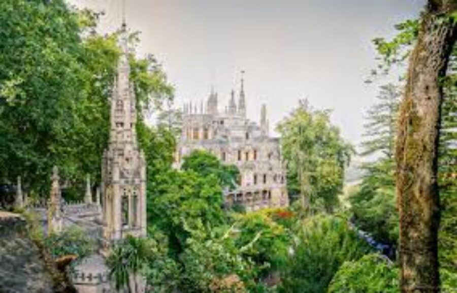 Lisbon: Sintra, Pena Palace, Quinta Regaleira, Cabo da Roca - Castle of the Moors: medieval views without committing to a long detour
