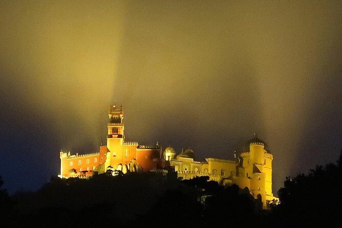 Night Walk: "From the Ghosts of the Castle to the Apparitions of the Mountains" - What to Expect from the Group and the Pace