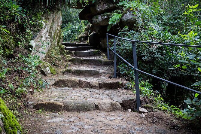 Park and Palace of Monserrate - Getting there: no transportation included, but public transit is close