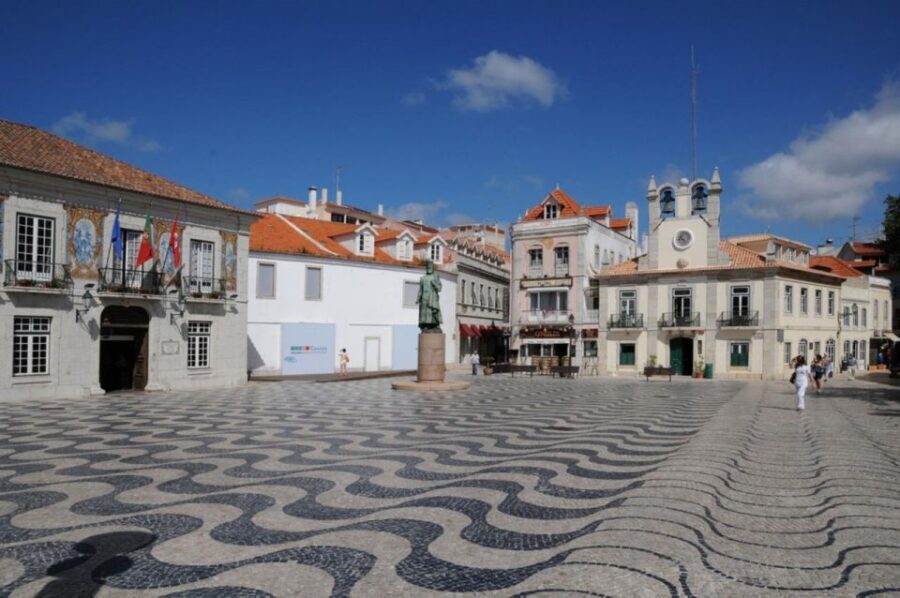 Private Panoramic Tour to Sintra and Cascais from Lisbon - Key points worth knowing