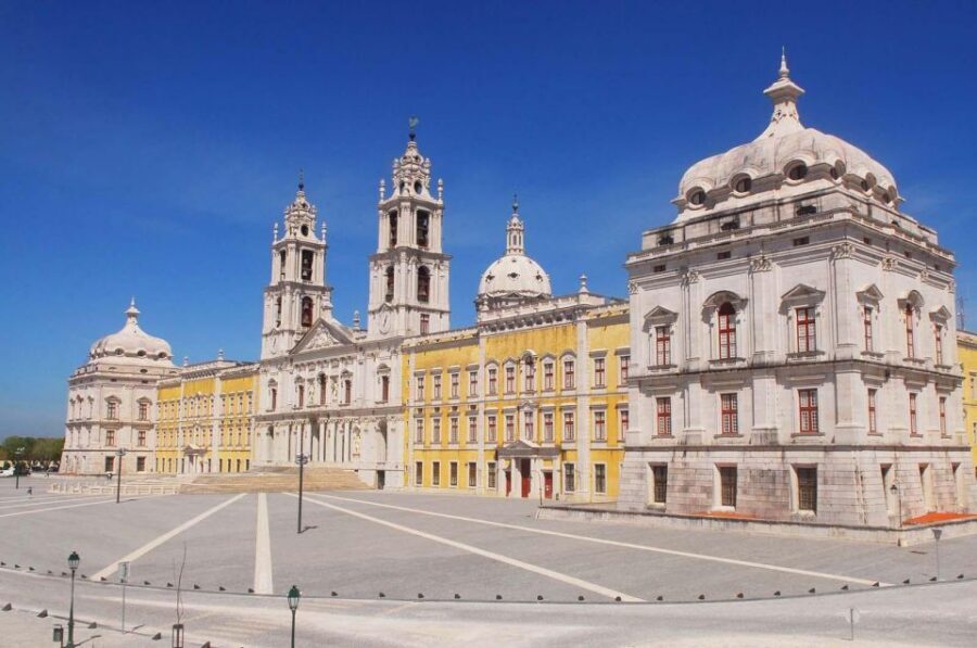 Private Tour Sintra & Mafra - Mafra National Palace: the scale trick (232 meters) and the Baroque interior stops