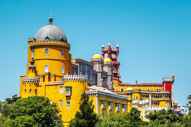 Private Tour Sintra, Palaces and Mountain Tuk Tuk(2 to 6 people) - Castelo dos Mouros: the walls and the defense story