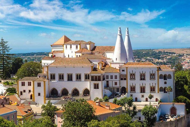 Private Tour Sintra, Pena Palace, Quinta Regaleira, Cabo Roca, Cascais - Pena Palace: the royal highlight where timing really counts