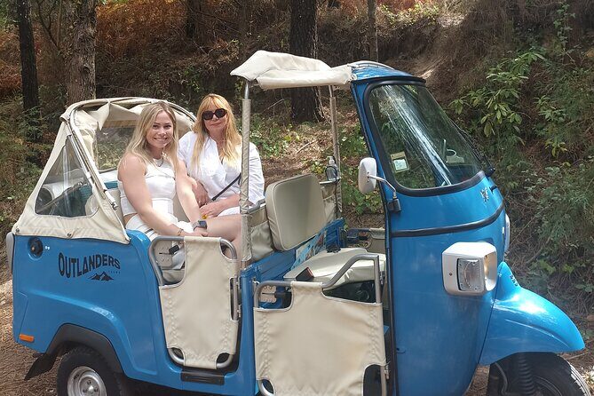 Private Tuk Tuk Tour around Sintra - Why a private Piaggio tuk tuk fits Sintra better