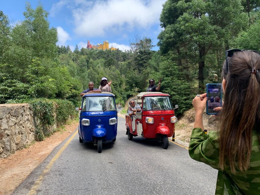 Private Tuk Tuk Tour in Sintra and Coast - Castelo dos Mouros: the 8th-century fortification view