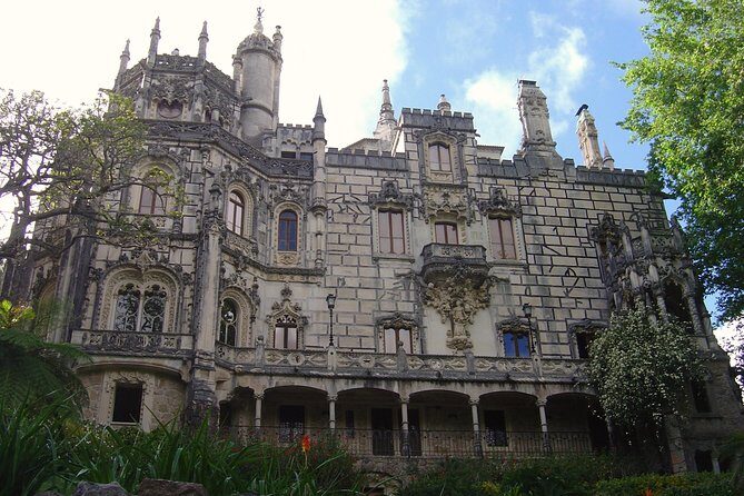 Quinta da Regaleira and Sintra visit half day private tour - Why combining Sintra and Regaleira in one half-day works