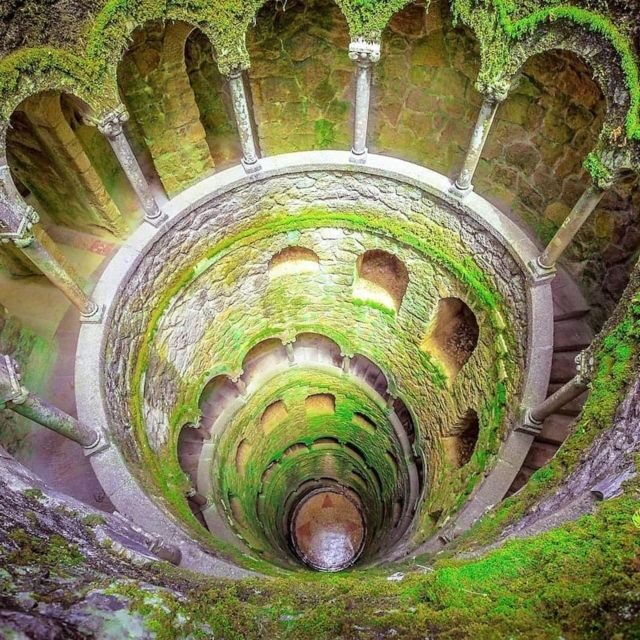 Quinta da Regaleira Skip-the-Ticket-Line Entry & Audioguide - The Initiation Well: why it’s the main event and where the queue happens