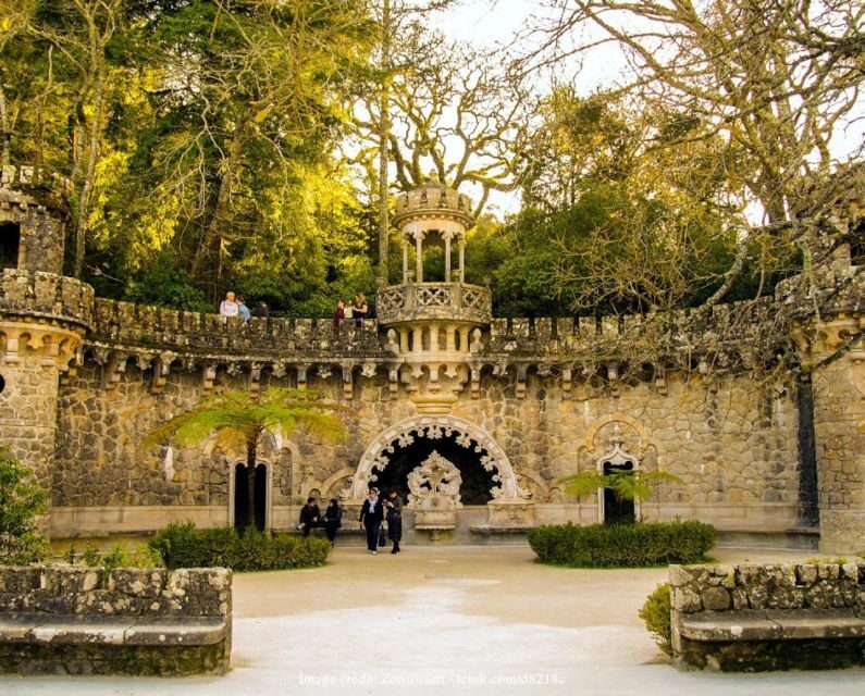 Quinta da Regaleira Skip-the-Ticket-Line Entry & Audioguide - Underground passages and grotto moments: what to look for as you follow the story