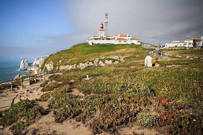 Sintra, Cabo da Roca and Cascais: Full-Day Private Guided Tour - Fonte Mourisca and the small details that make the gardens feel real