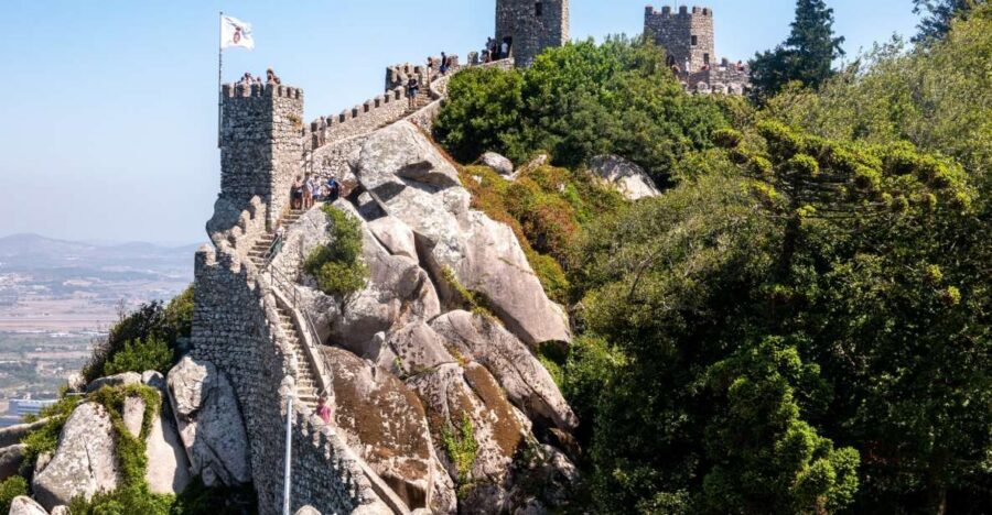 Sintra: Castle of the Moors & Quinta Entry with Audio Guides - Should You Book This Audio-Guided Sintra Combo?