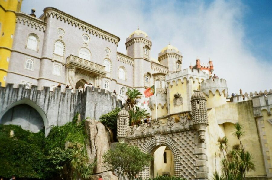 Sintra: Full Day guided tours by Van with Local guide - Key points worth knowing