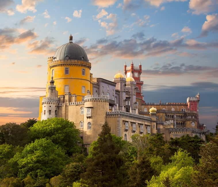 Sintra Hike: Past palaces and hidden paths. - Why this Sintra walk beats the bus-and-line day