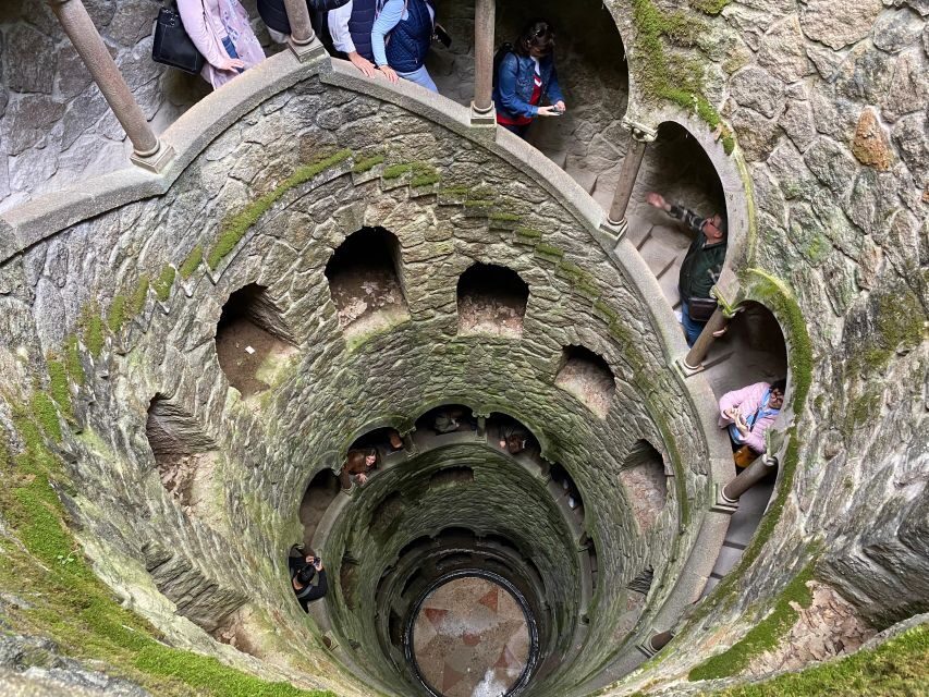Sintra/Lisbon: Sintra & Quinta da Regaleira Tour with Ticket - Sintra Old Town first: why the walking tour helps