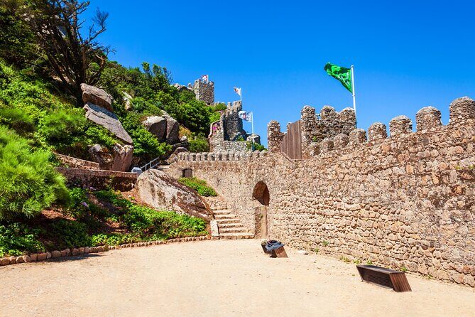 Sintra: Moorish Castle Entrance E-Ticket with Audio Guide - Comfort and reality checks: phones, steps, and where it can get hard