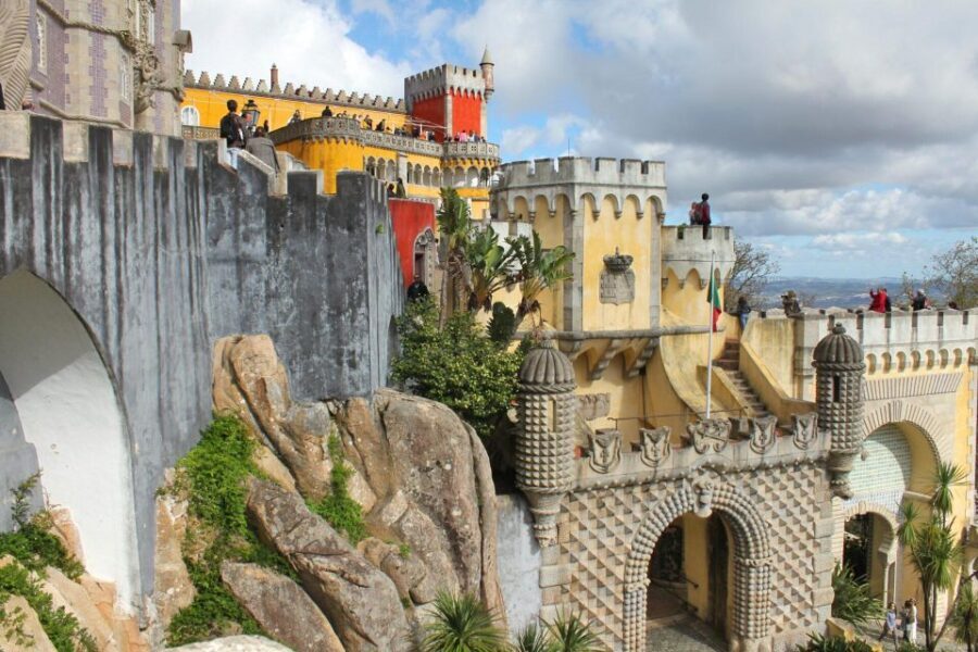 Sintra: Private Tour with Guided Pena Palace Experience - Transportation + Private Group: Comfort and Timing in One Package