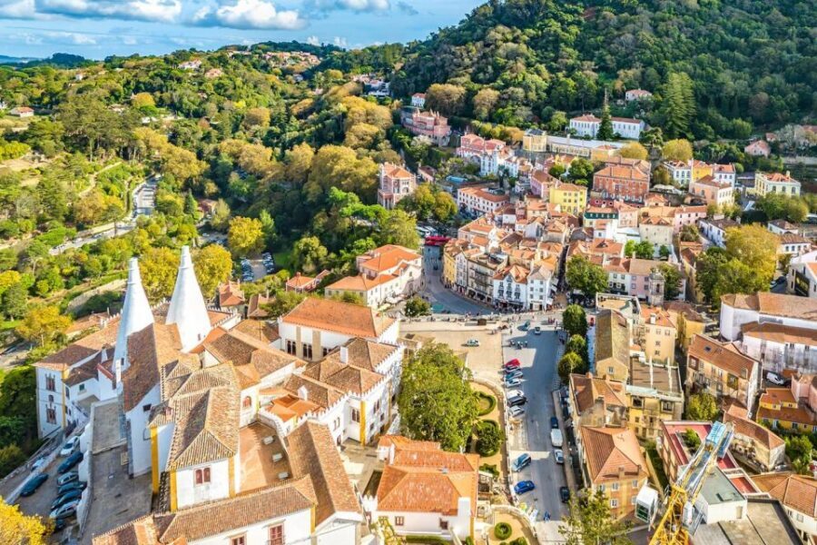 Sintra: Private Tour with Guided Pena Palace Experience - Timing and Pacing: How to Make the Most of a 4-Hour Day