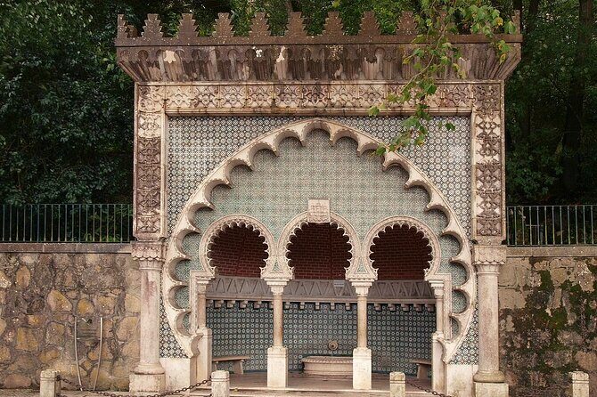 Sintra Sightseeing Tour - Small group and guide style: comfort plus good info