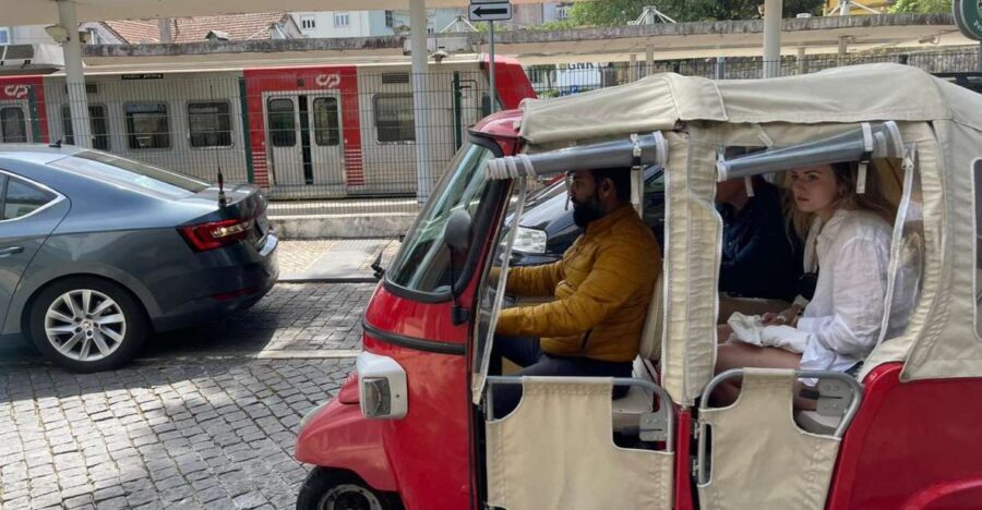 Sintra: -Sintra Sightseeing Tour With Tuk Tuk (1hr) - A 72-minute tuk tuk tour that actually fits Sintra