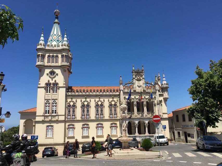 Sintra: -Sintra Sightseeing Tour With Tuk Tuk (1hr) - How the route is paced (and what you can realistically see)