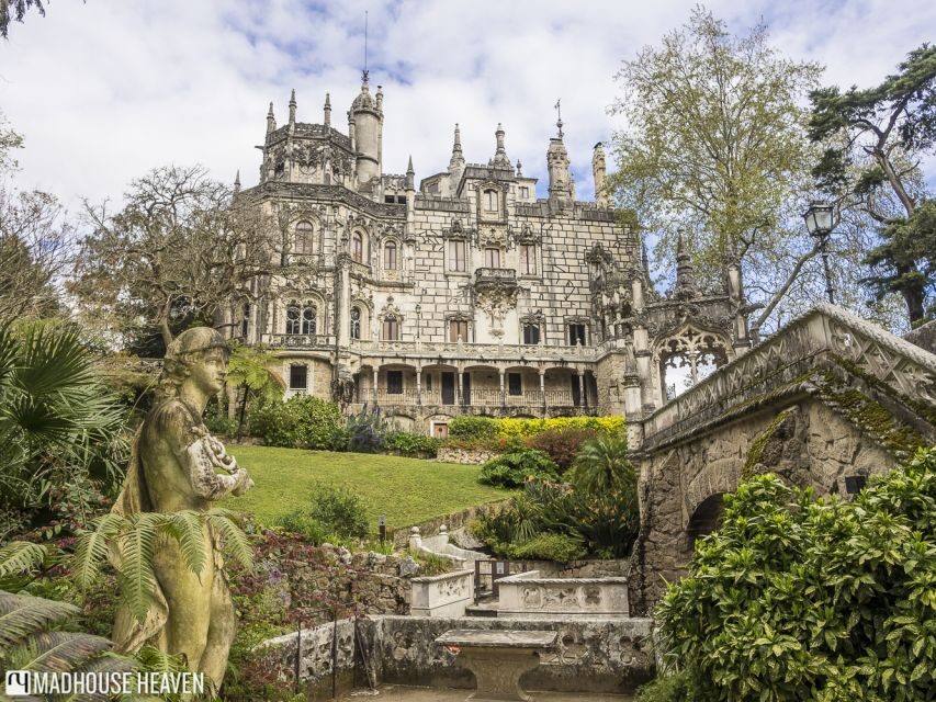 Sintra: -Sintra Sightseeing Tour With Tuk Tuk (1hr) - Castle of the Moors: dramatic views without needing a full hike plan