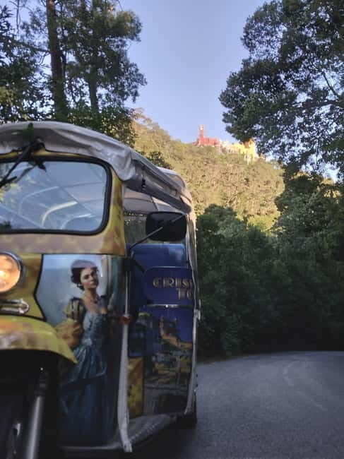 Sintra Tour: Palaces and Dream Landscapes in Tuk Tuk - Moorish Castle: Fortress Walks and Atlantic-Overlook Views