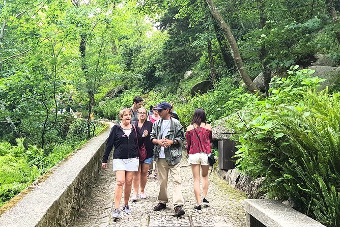 Tours and Transfers - Having Raul as your guide: the difference is in the storytelling and flexibility